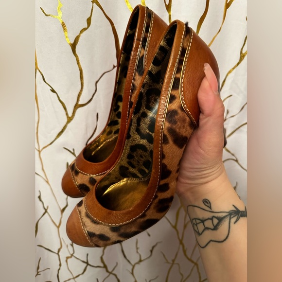 Dolce and Gabbana pumps - Picture 3 of 4